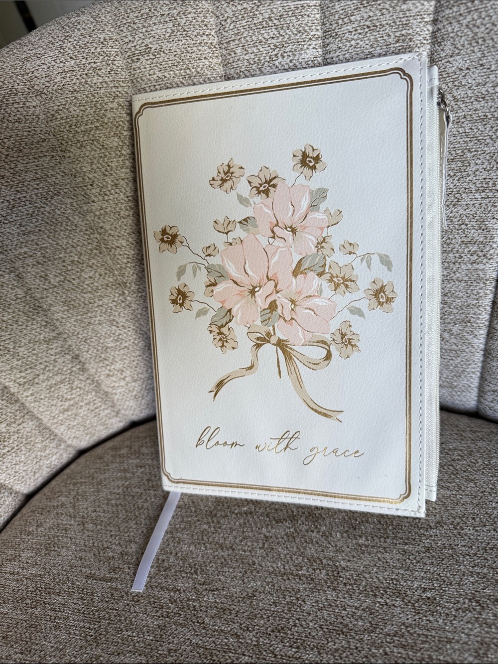 New White Floral 'Bloom With Grace' Zipper Journal - Gold Accents